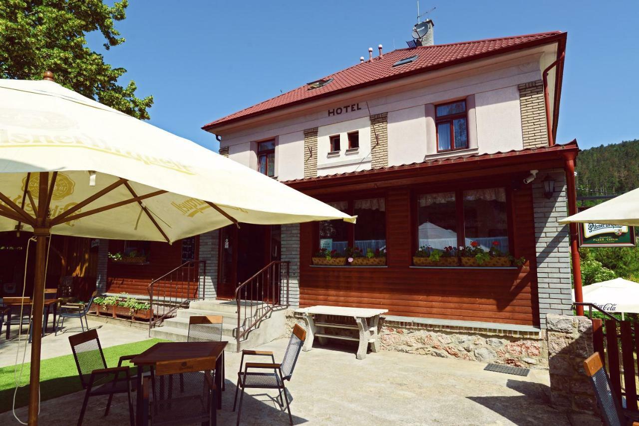 Penzion Karlštejn Zewnętrze zdjęcie